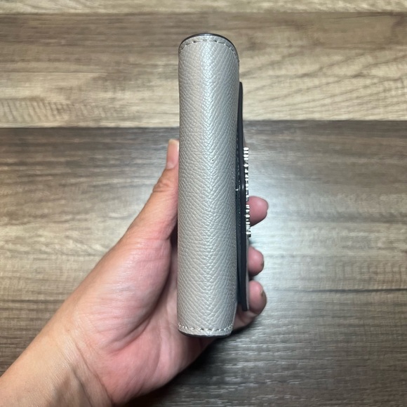 Michael Kors Grey Trifold Wallet - Picture 9 of 11